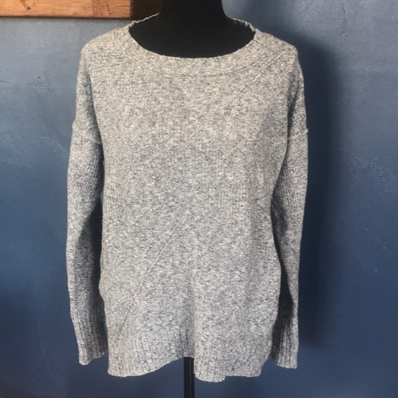 Calvin Klein Jeans Sweaters - Calvin Klein Jeans Women's Crew-Neck High-Low Sweater, M, Gray & White